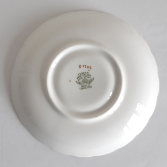 1959 H.M. Queen Elizabeth II saucer - Picture 10 of 11